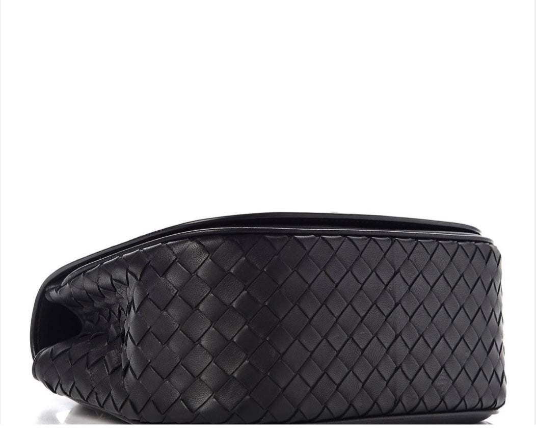 Bottega Veneta Luna Crossbody Bag Black – Collectif Consignment