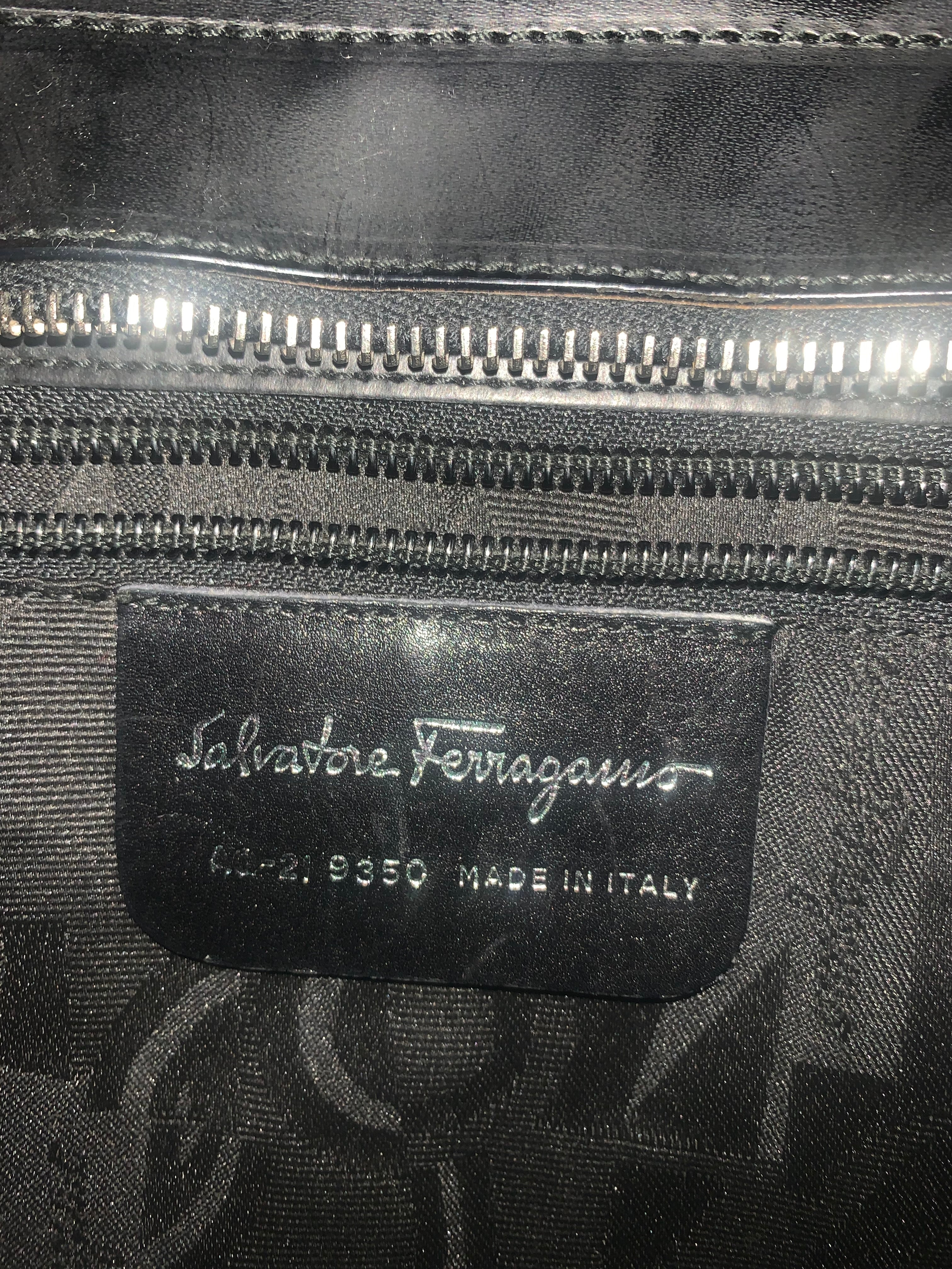 SALVATORE FERRAGAMO Leather Shoulder Bag