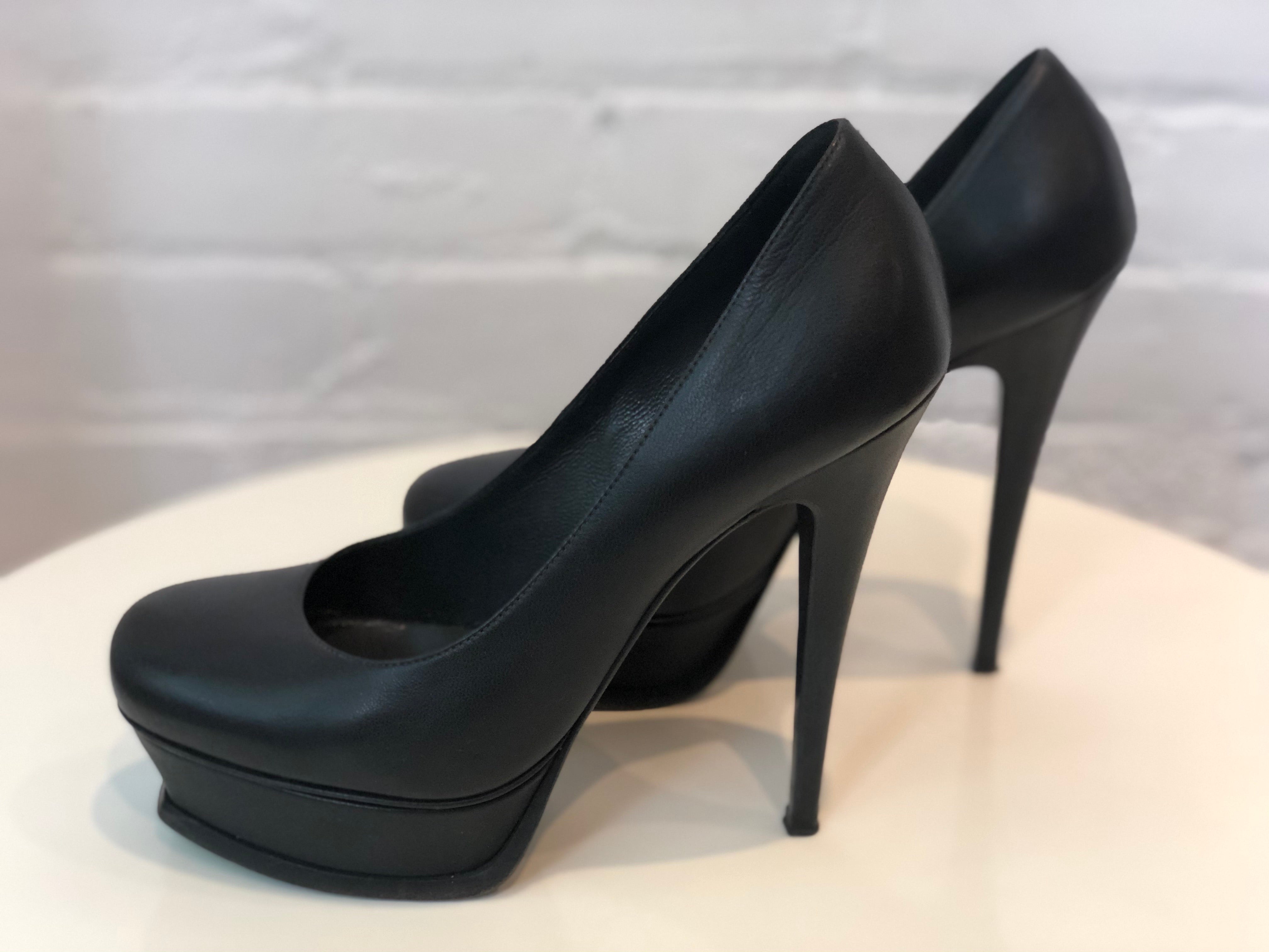 YVES SAINT LAURENT PUMPS  38EU  8US